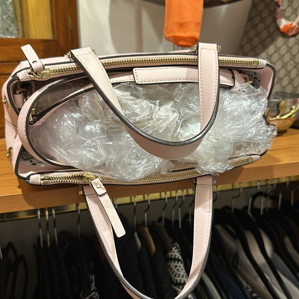 Kate Spade purse - Picture 2 of 9
